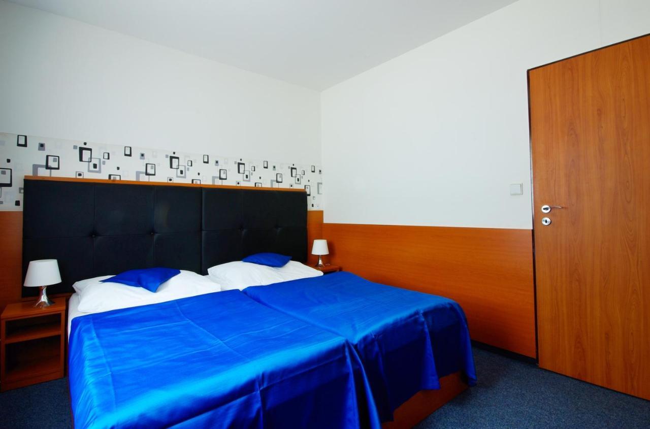 Adeba Hotel Prague Exterior photo